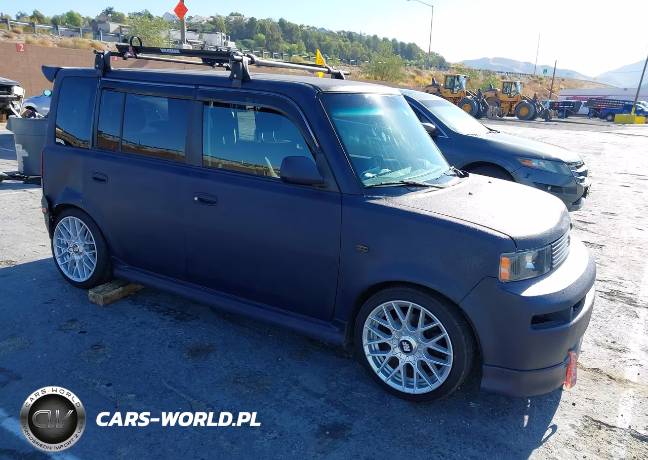 2004 Scion Xb