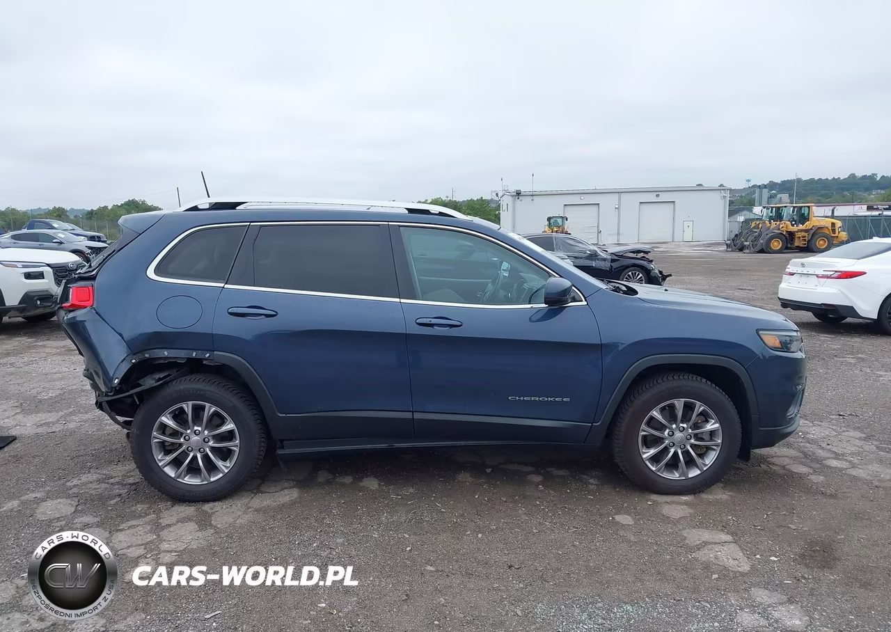 2021 Jeep Cherokee Latitude Lux 4X4 VIN:1C4PJMMN1MD163280 - 13