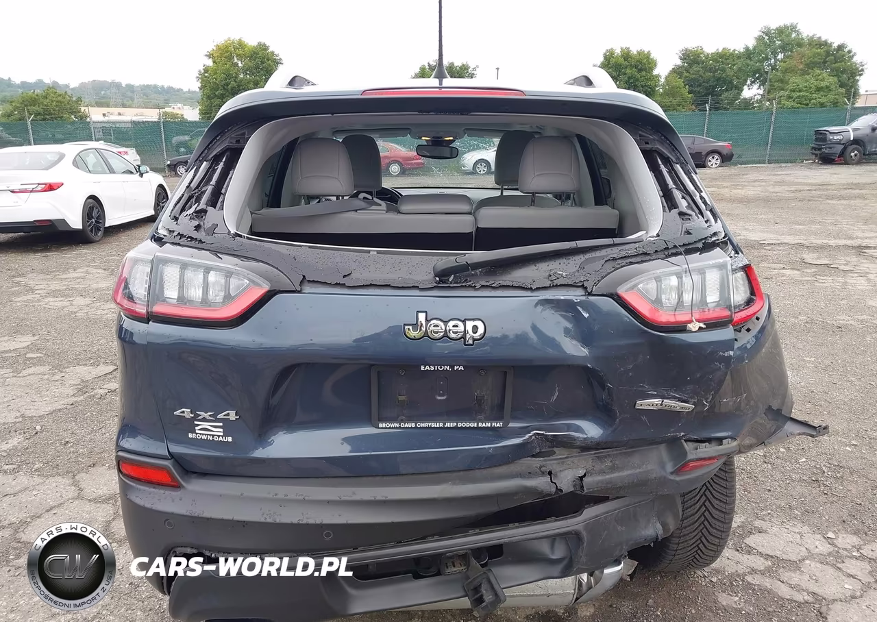 2021 Jeep Cherokee Latitude Lux 4X4 VIN:1C4PJMMN1MD163280 - 6