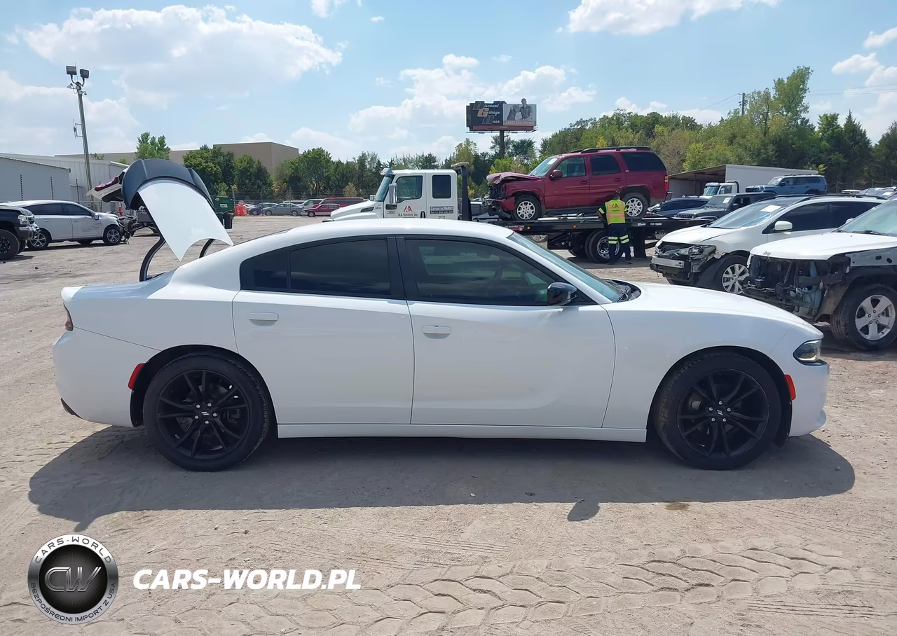 2018 Dodge Charger Sxt Rwd VIN:2C3CDXBG7JH196265 - 13