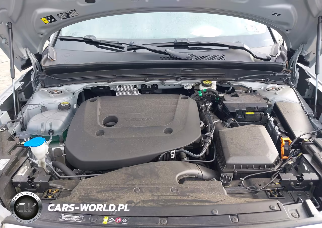 2025 Volvo Xc40 B5 Core Bright Theme VIN:YV4L12UJ1S2532497 - 10