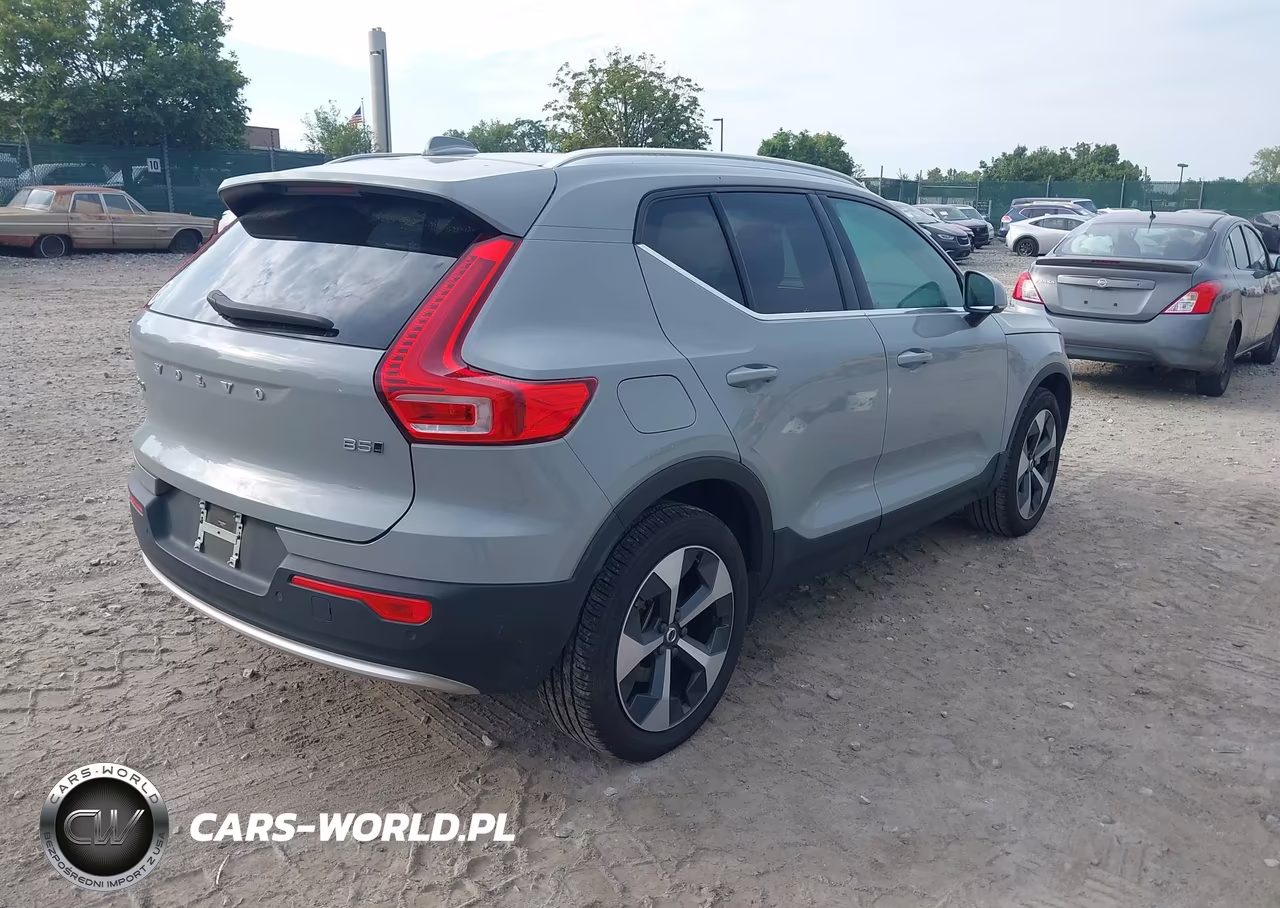 2025 Volvo Xc40 B5 Core Bright Theme VIN:YV4L12UJ1S2532497 - 4
