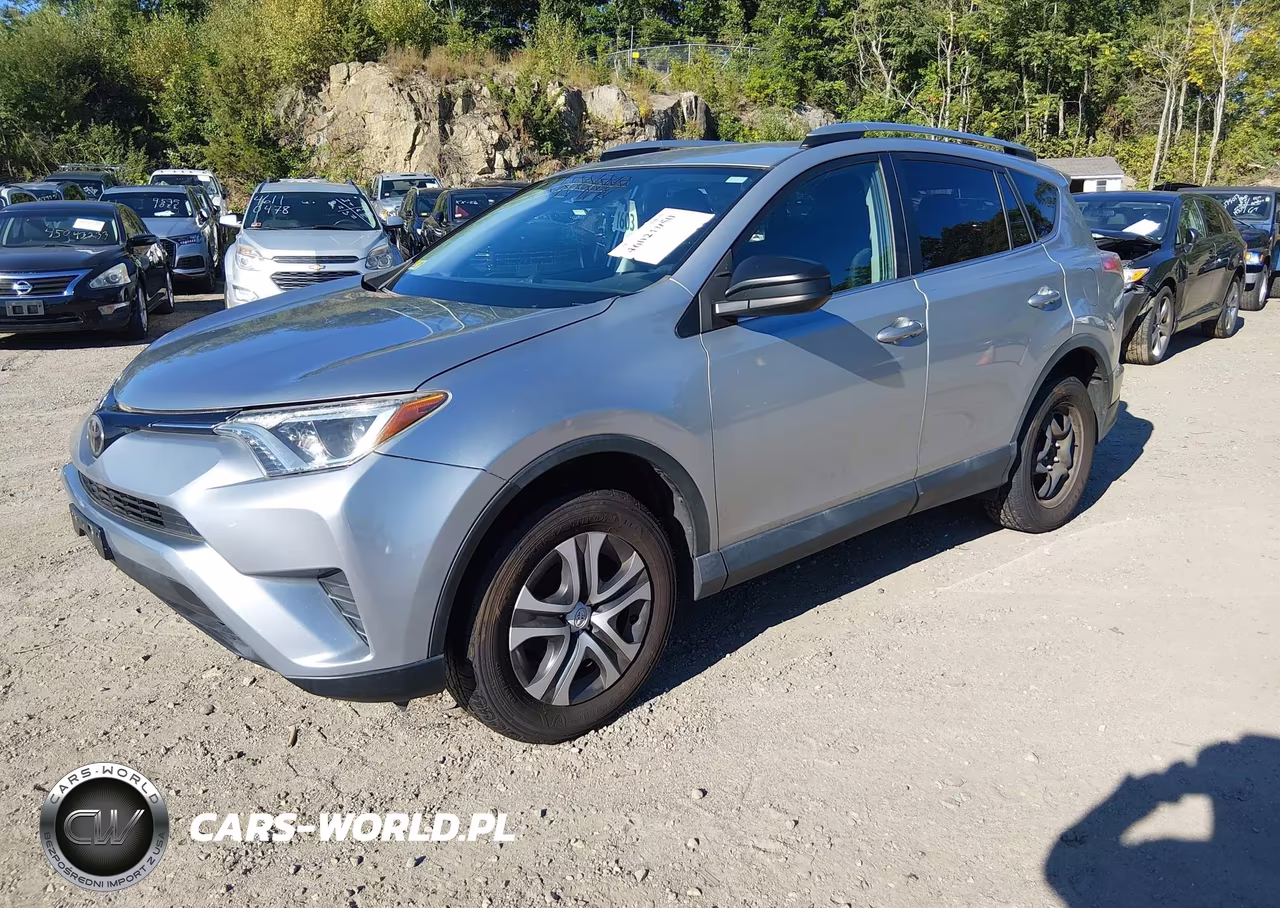 2017 Toyota Rav4 Le VIN:2T3BFREV9HW626427 - 2