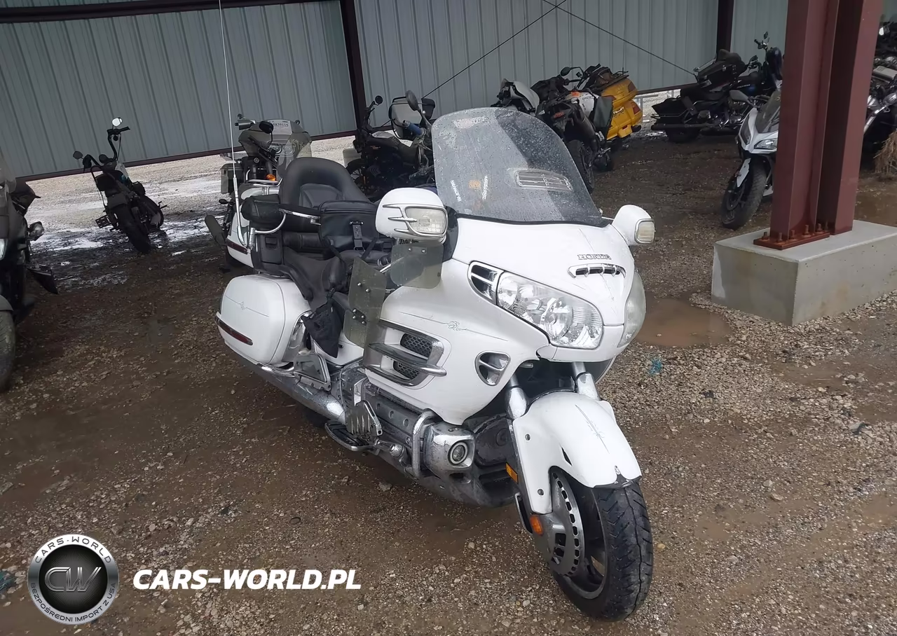 2004 Honda Gl1800