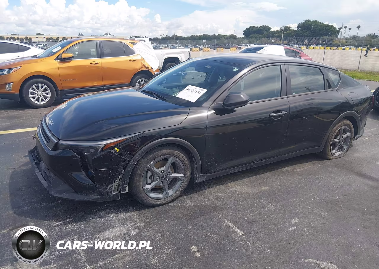 2025 Kia K4 Lxs VIN:3KPFT4DE5SE148816 - 2