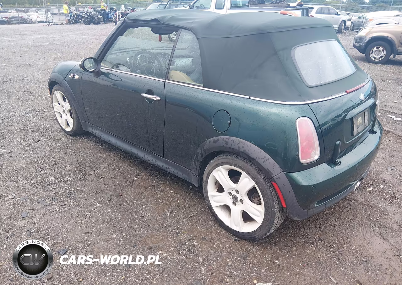 2005 Mini Cooper S VIN:WMWRH33435TF80723 - 3