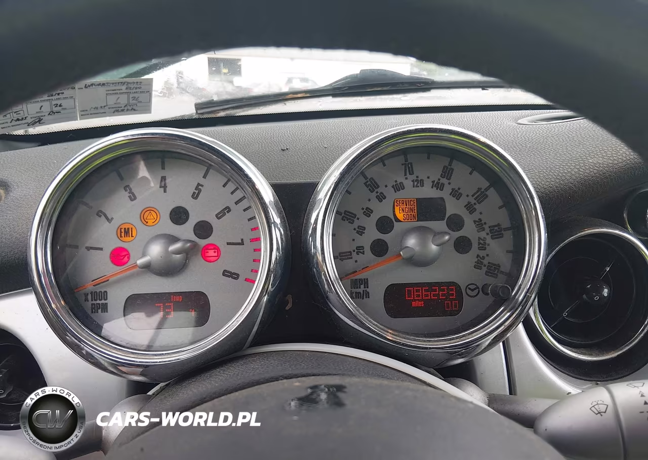 2005 Mini Cooper S VIN:WMWRH33435TF80723 - 7