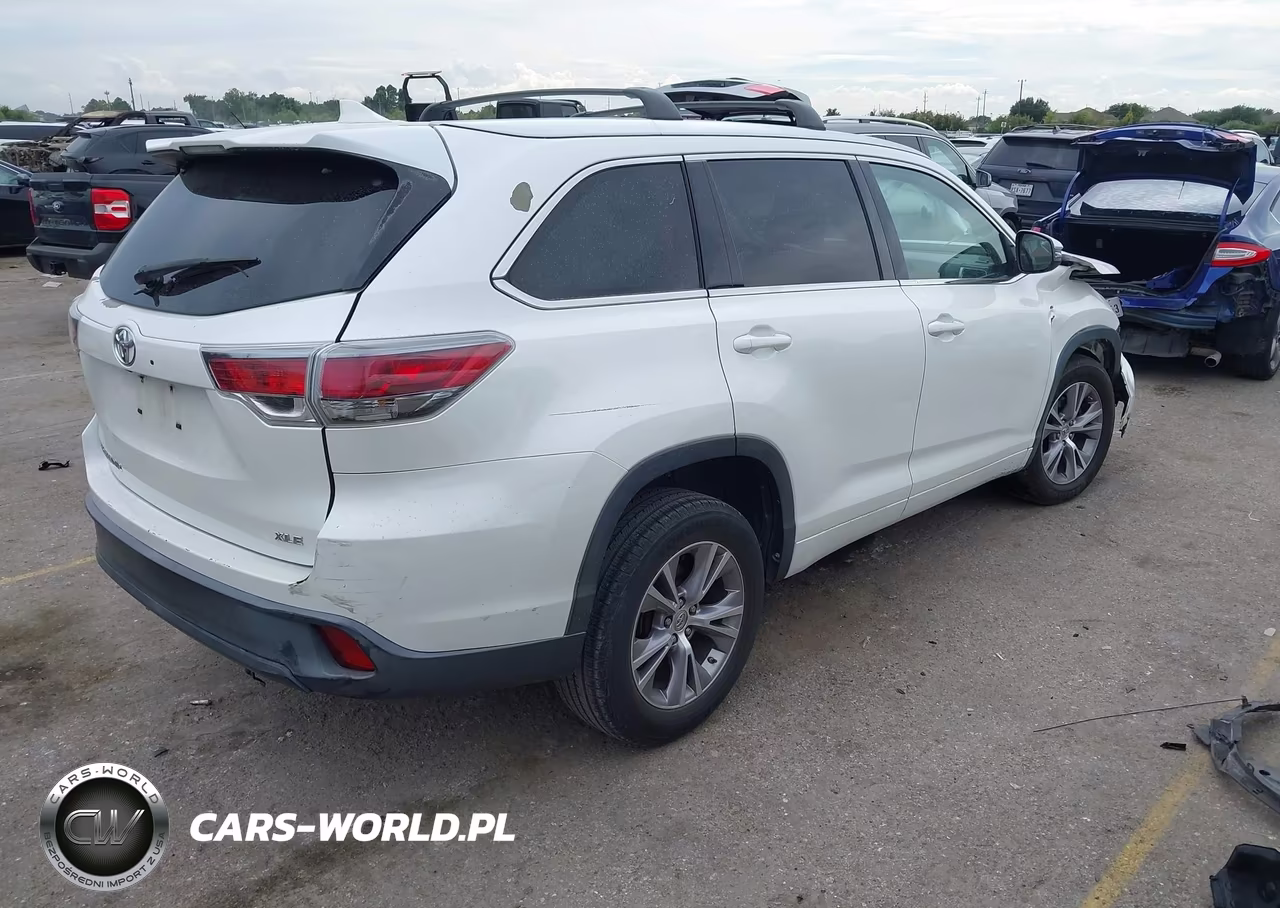 2014 Toyota Highlander Xle V6 VIN:5TDKKRFH4ES037299 - 4