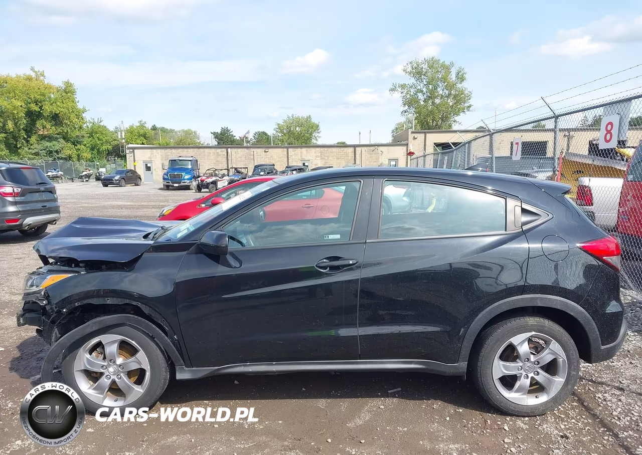 2019 Honda Hr-V Lx VIN:3CZRU6H38KG721463 - 15