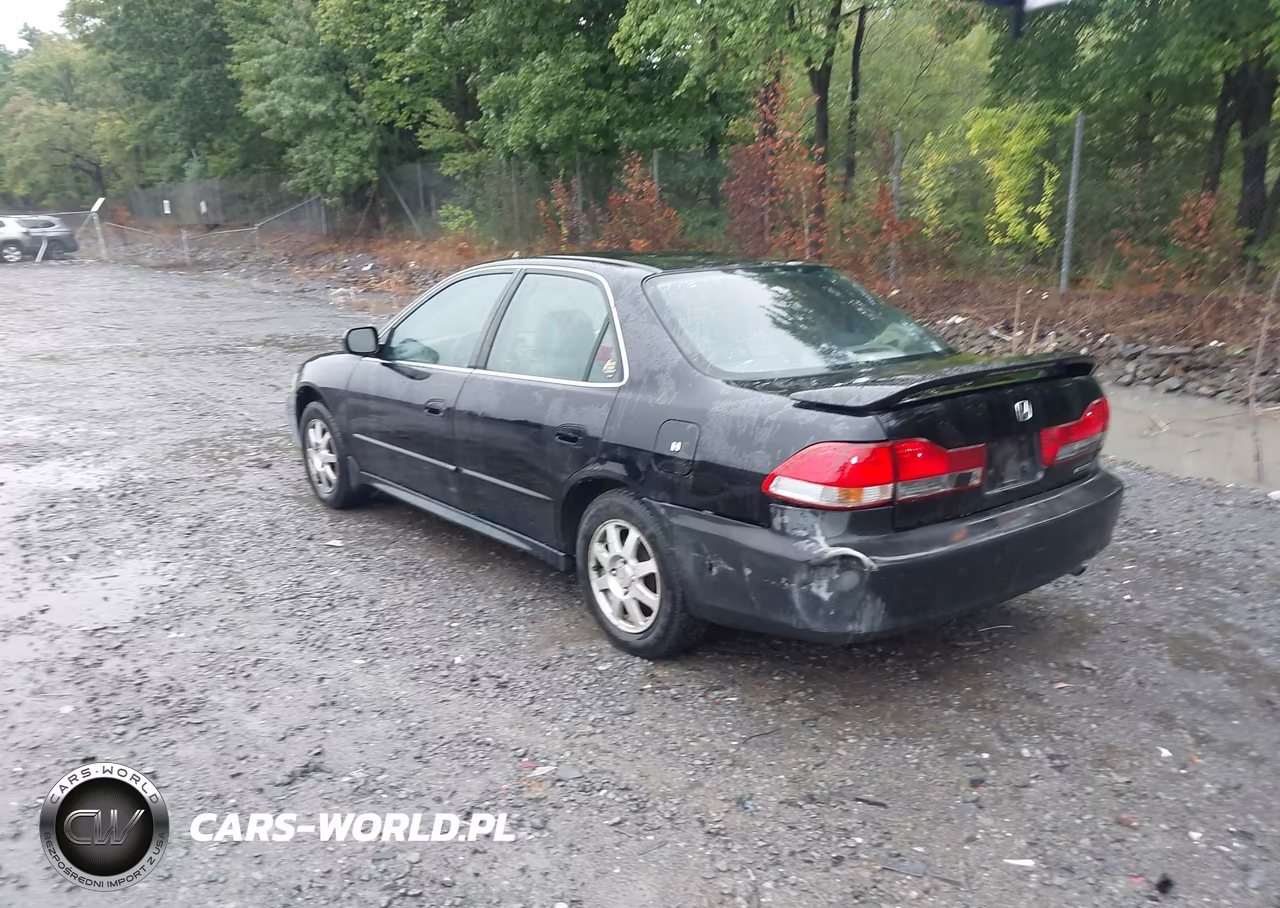 2002 Honda Accord 2.3 Ex-2.3 Se VIN:1HGCG668X2A018562 - 3