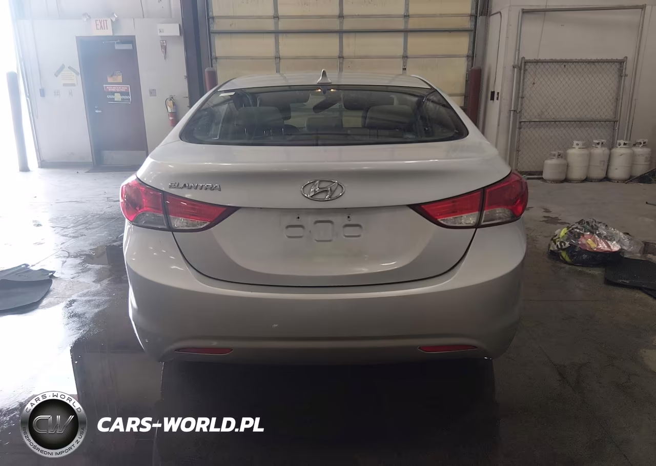 2013 Hyundai Elantra Gls VIN:KMHDH4AE3DU955879 - 17