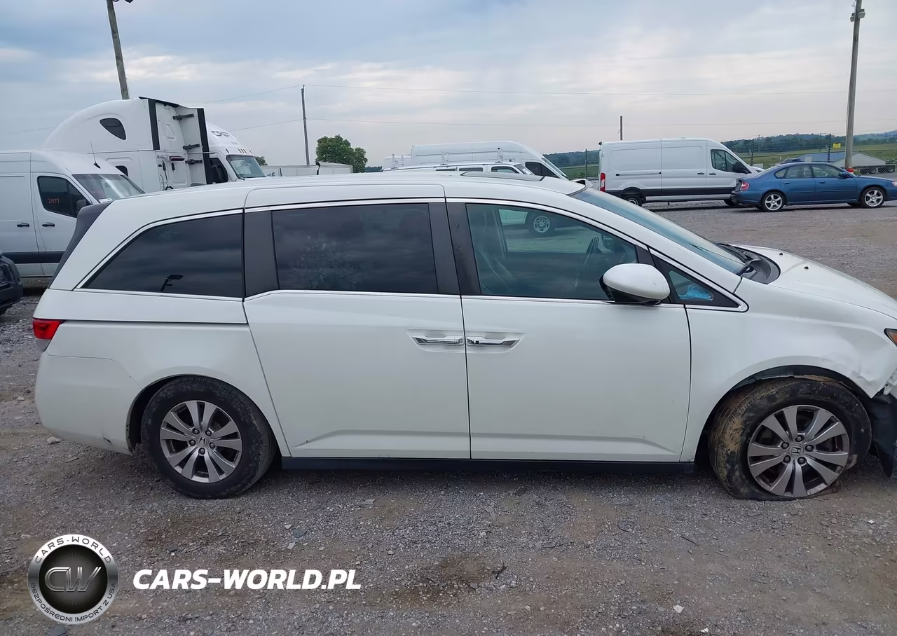 2016 Honda Odyssey Ex-L VIN:5FNRL5H6XGB111090 - 13