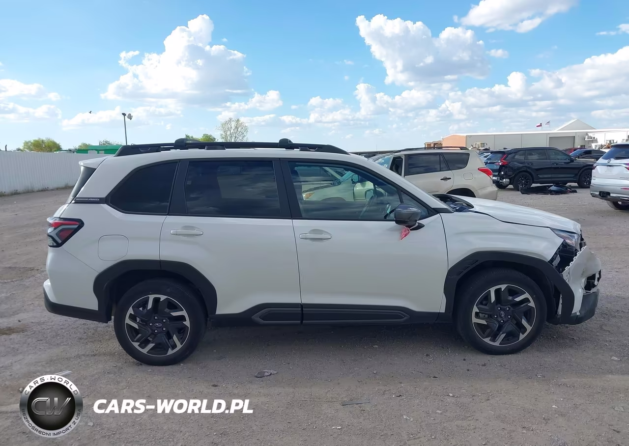 2025 Subaru Forester Limited VIN:JF2SLDRC8SH487586 - 13