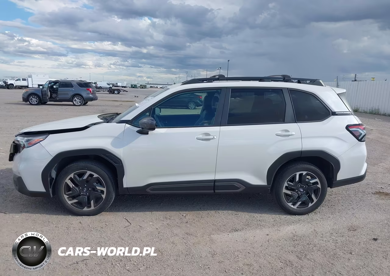 2025 Subaru Forester Limited VIN:JF2SLDRC8SH487586 - 14