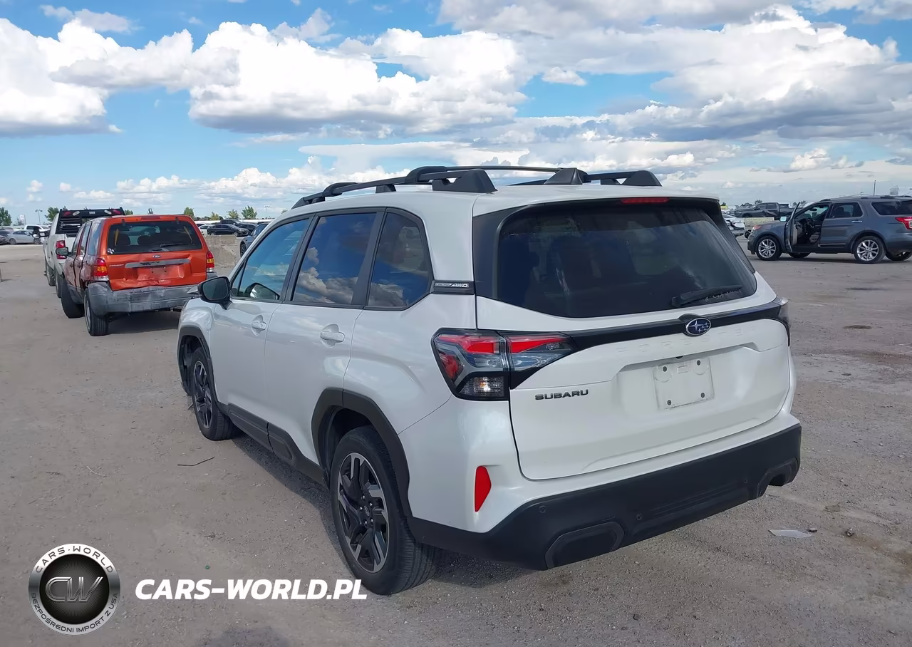 2025 Subaru Forester Limited VIN:JF2SLDRC8SH487586 - 3