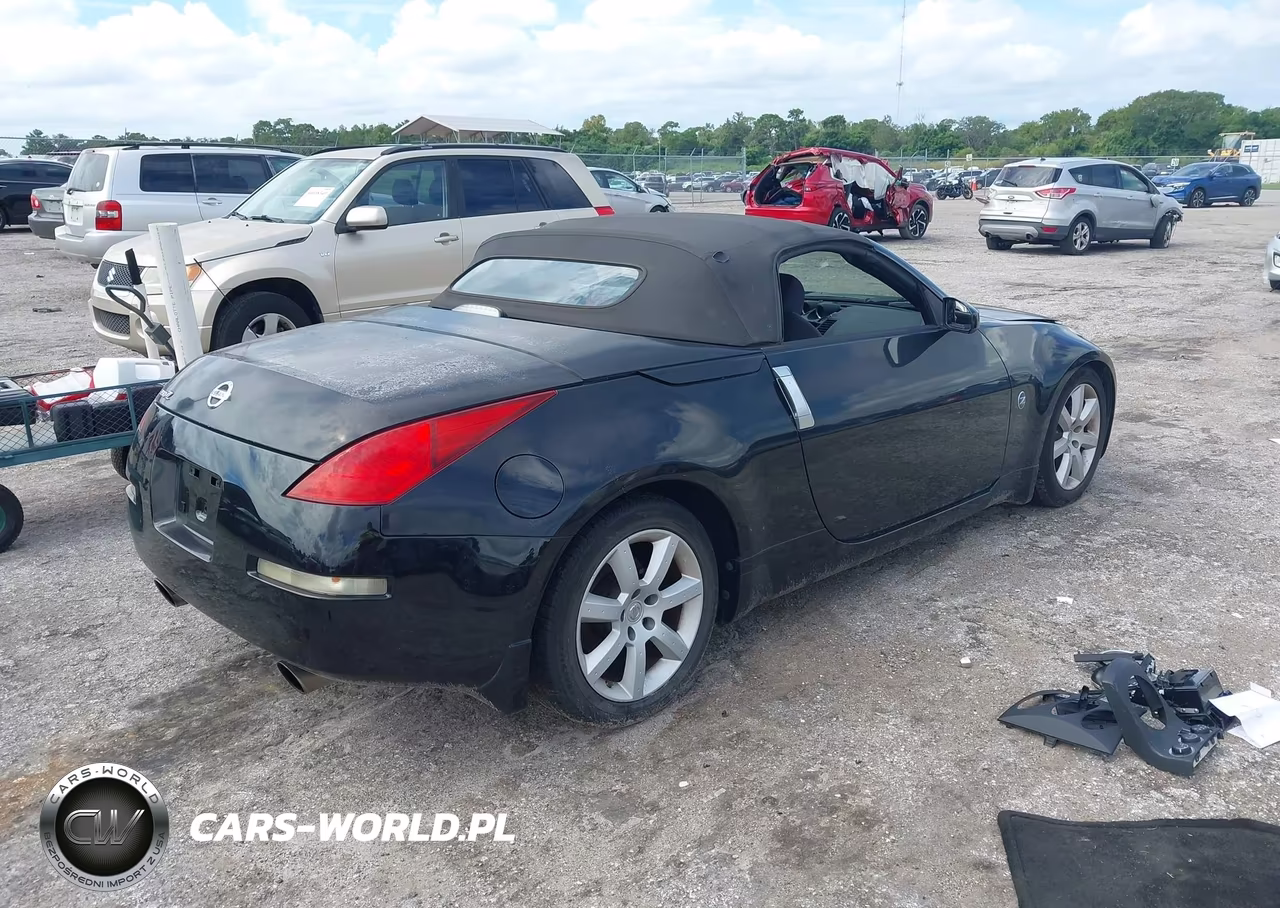 2005 Nissan 350Z Enthusiast VIN:JN1AZ36D15M700411 - 4