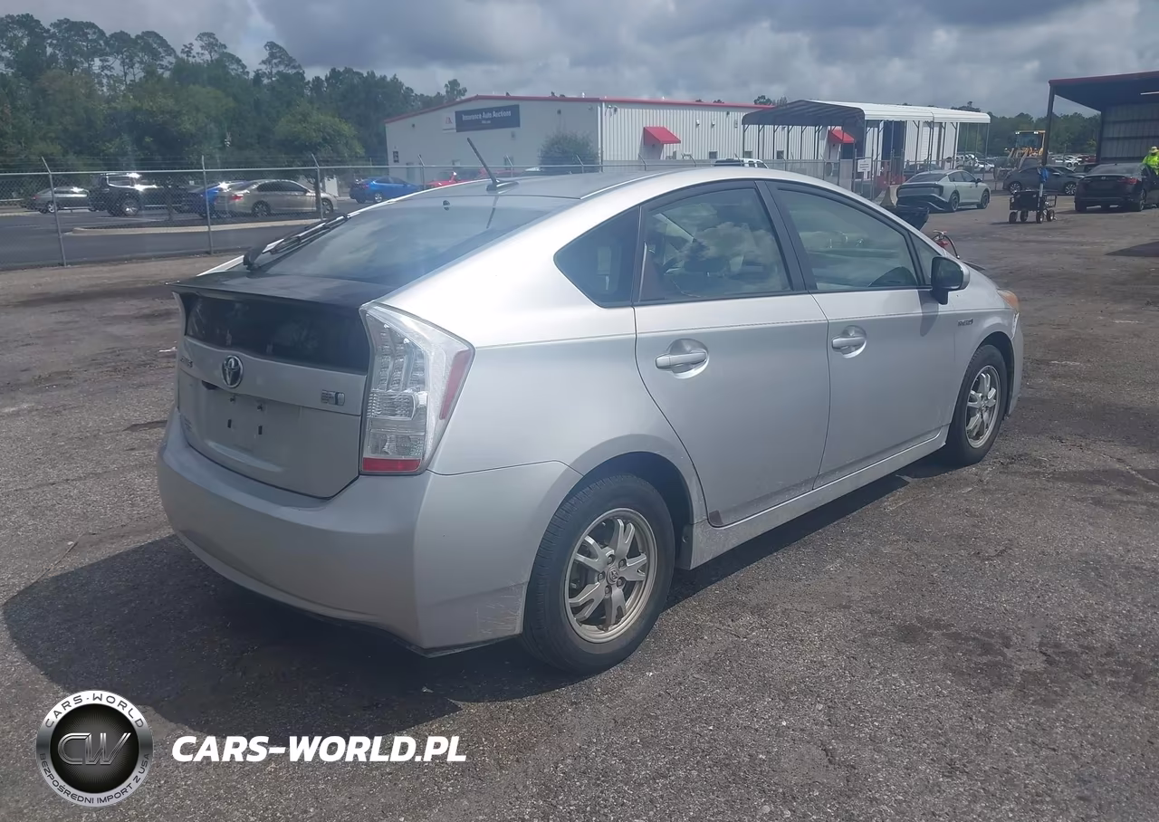 2011 Toyota Prius Two VIN:JTDKN3DU0B0319250 - 4