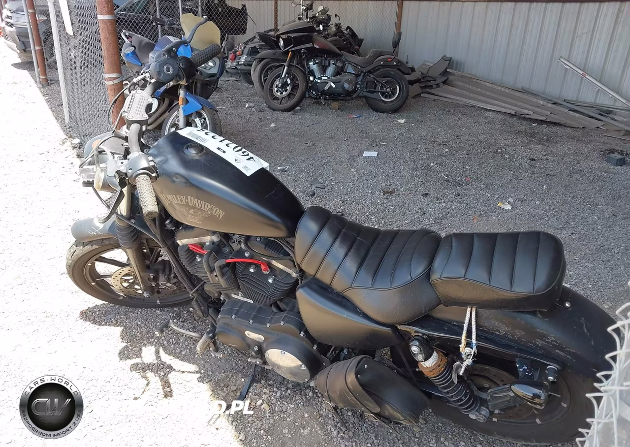 2017 Harley-Davidson Xl883 Iron 883 VIN:1HD4LE210HC439025 - 3