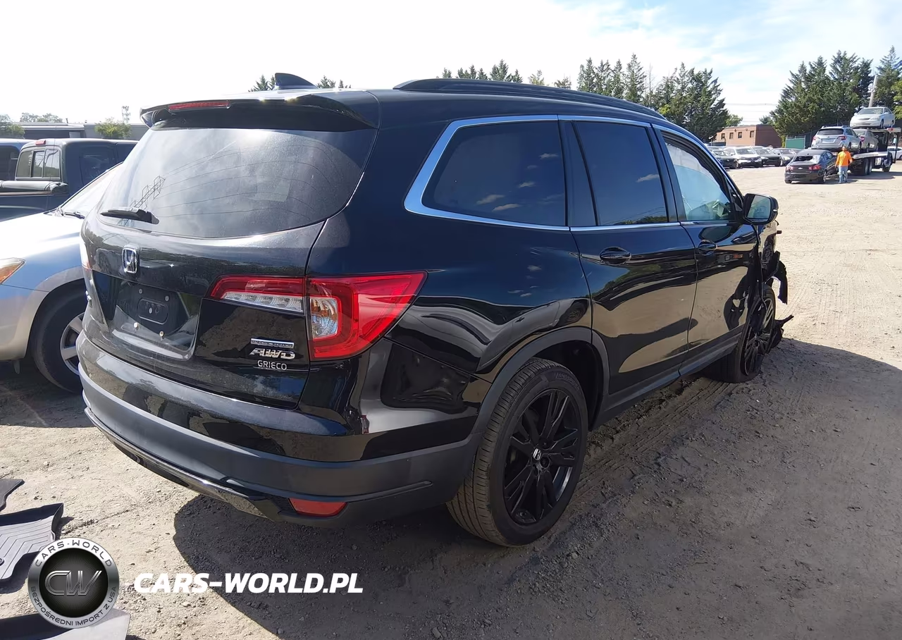 2021 Honda Pilot Awd Special Edition VIN:5FNYF6H23MB016517 - 4