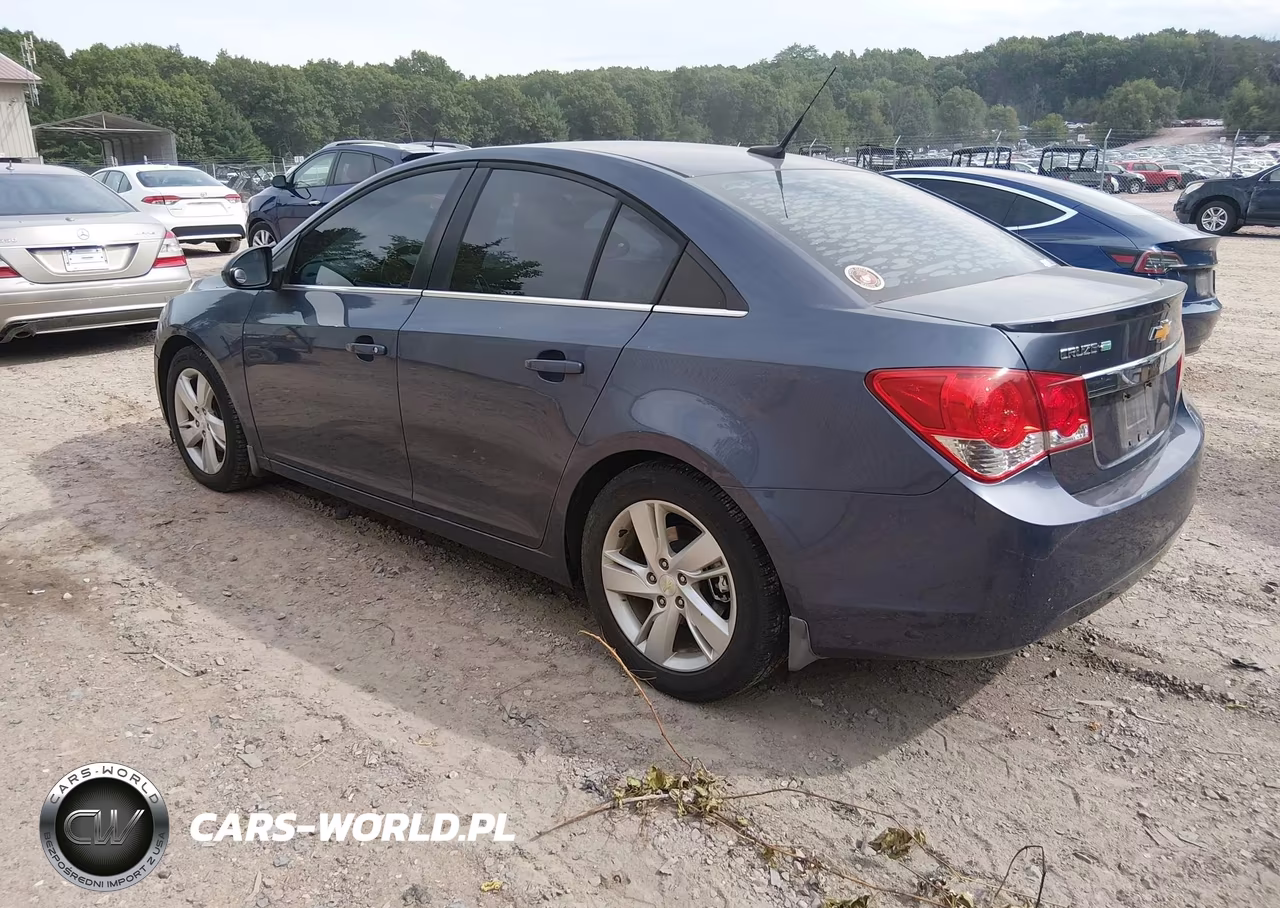 2014 Chevrolet Cruze Diesel VIN:1G1P75SZ2E7213977 - 3
