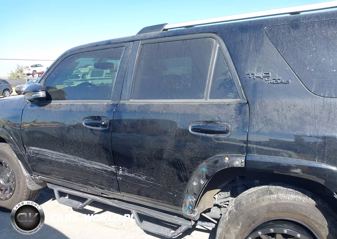 2018 Toyota 4Runner Trd Off Road Premium VIN:JTEBU5JR9J5548988 - 14
