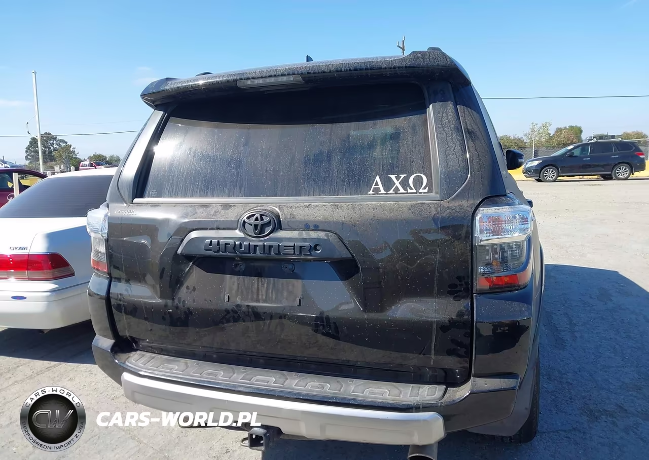 2018 Toyota 4Runner Trd Off Road Premium VIN:JTEBU5JR9J5548988 - 16