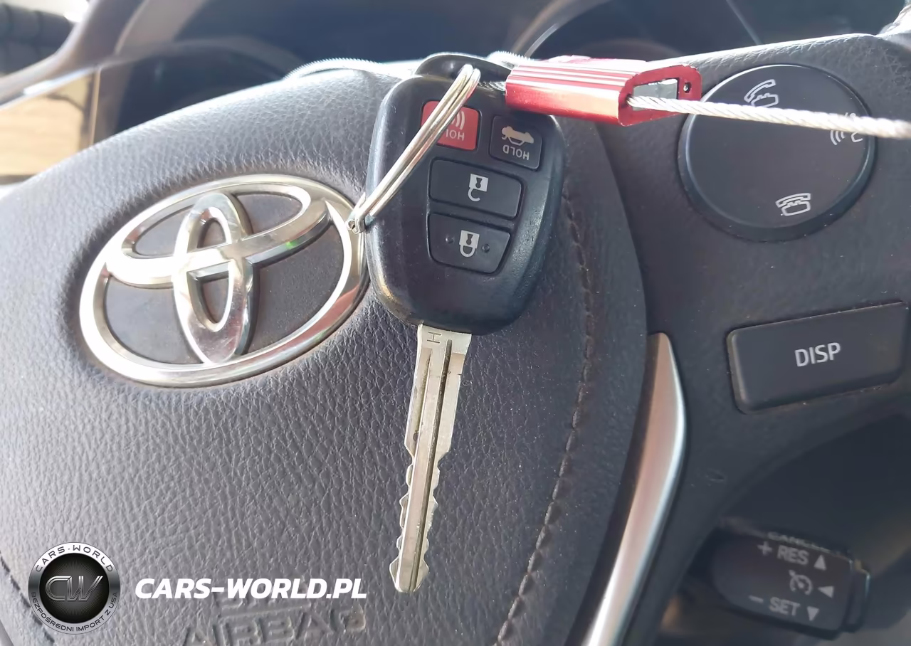 2015 Toyota Corolla S Plus VIN:5YFBURHE6FP325073 - 11