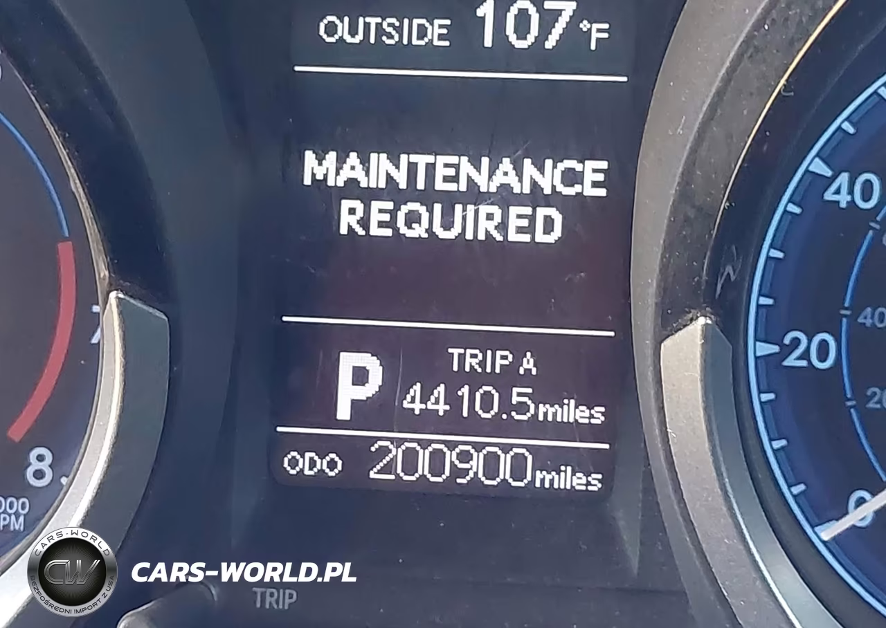 2015 Toyota Corolla S Plus VIN:5YFBURHE6FP325073 - 15