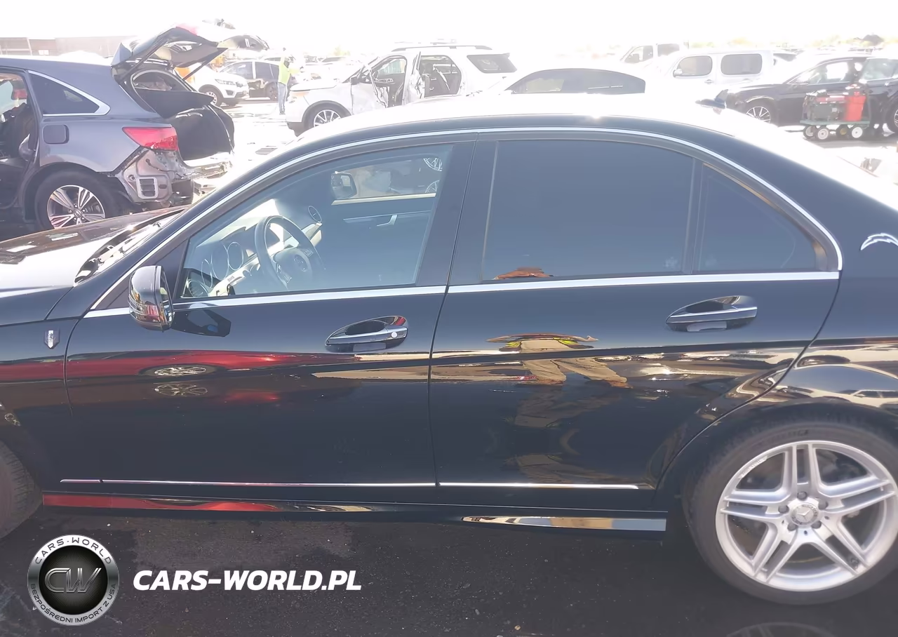 2012 Mercedes-Benz C 300 Luxury 4Matic-Sport 4Matic VIN:WDDGF8BB5CR196503 - 14