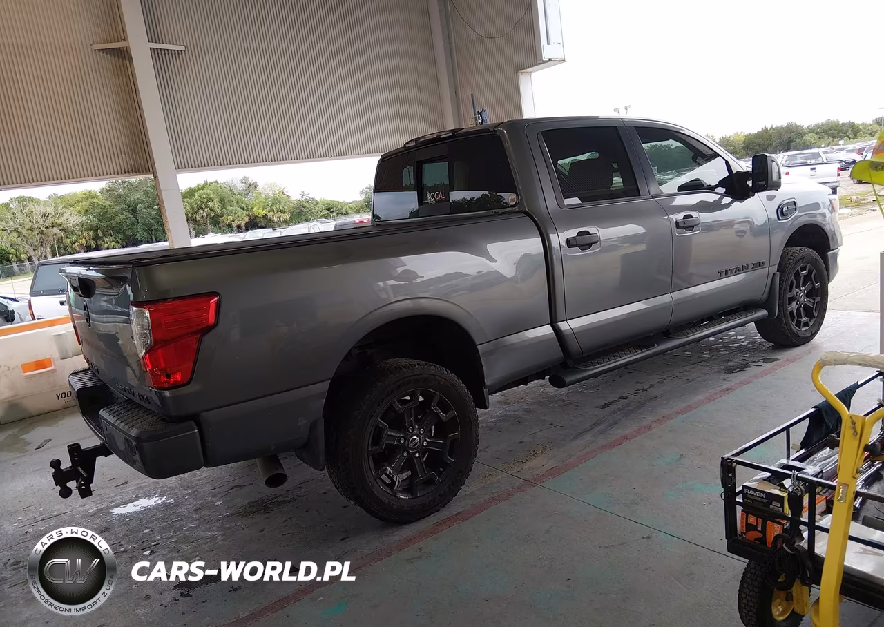 2019 Nissan Titan Xd Sv Diesel VIN:1N6BA1F4XKN527861 - 4