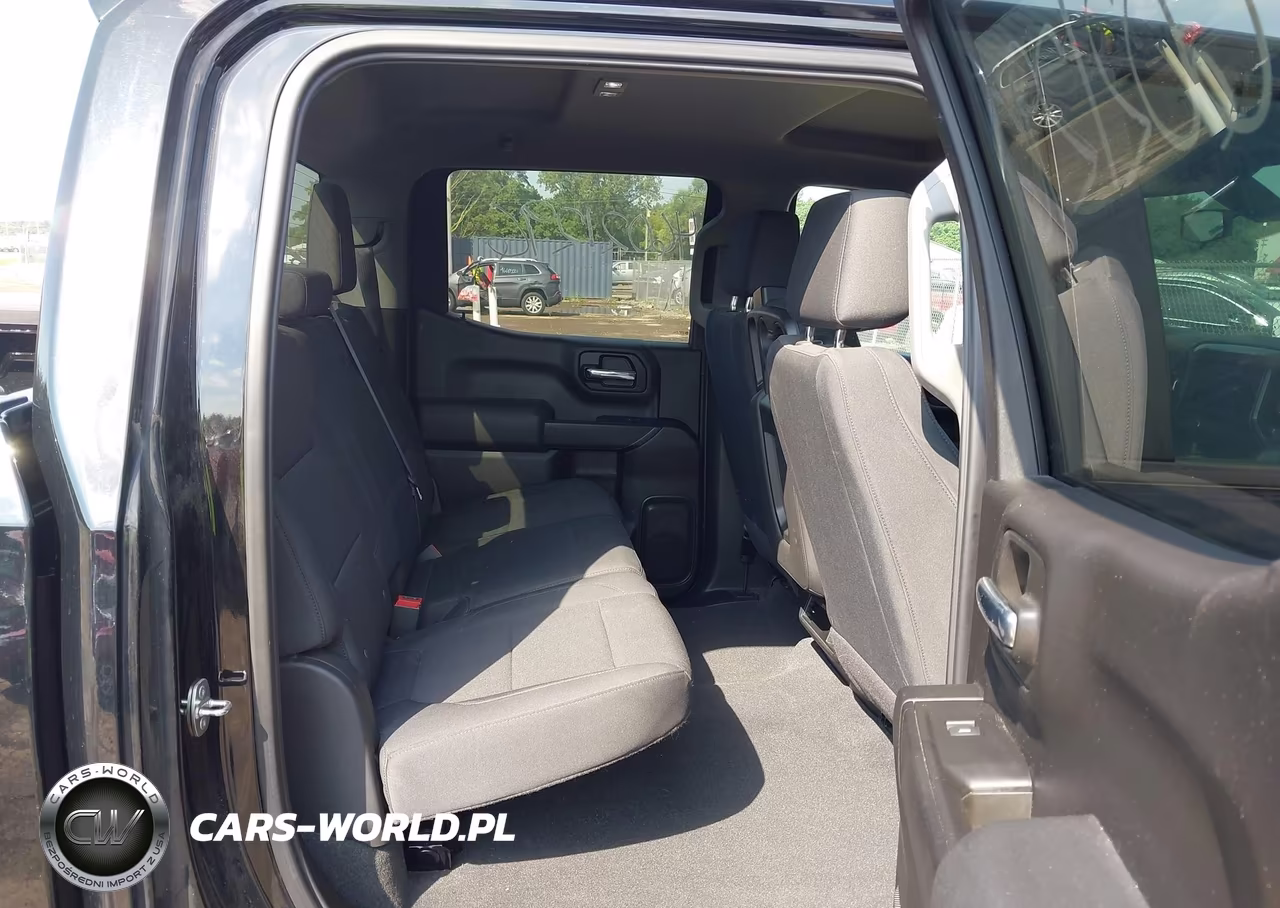 2020 Chevrolet Silverado 1500 4Wd Short Bed Custom VIN:1GCUYBEF2LZ357814 - 8