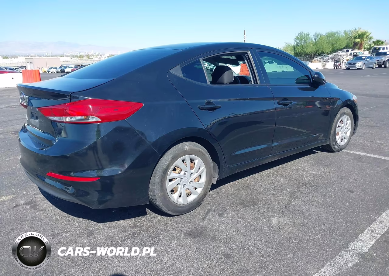2018 Hyundai Elantra Se VIN:5NPD74LF7JH227047 - 4
