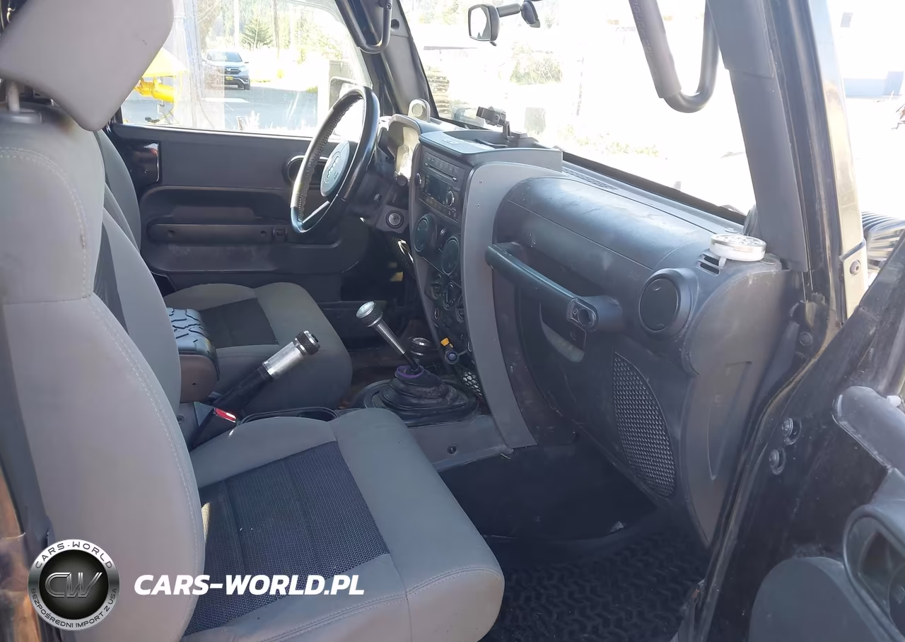2010 Jeep Wrangler Rubicon VIN:1J4BA6D1XAL115078 - 5