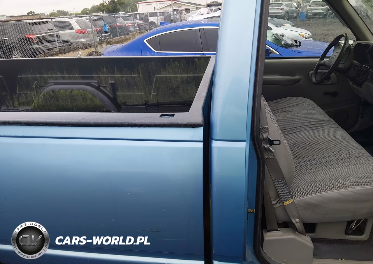 1997 Chevrolet C1500 Fleetside W-T VIN:1GCEC14W4VZ161231 - 8
