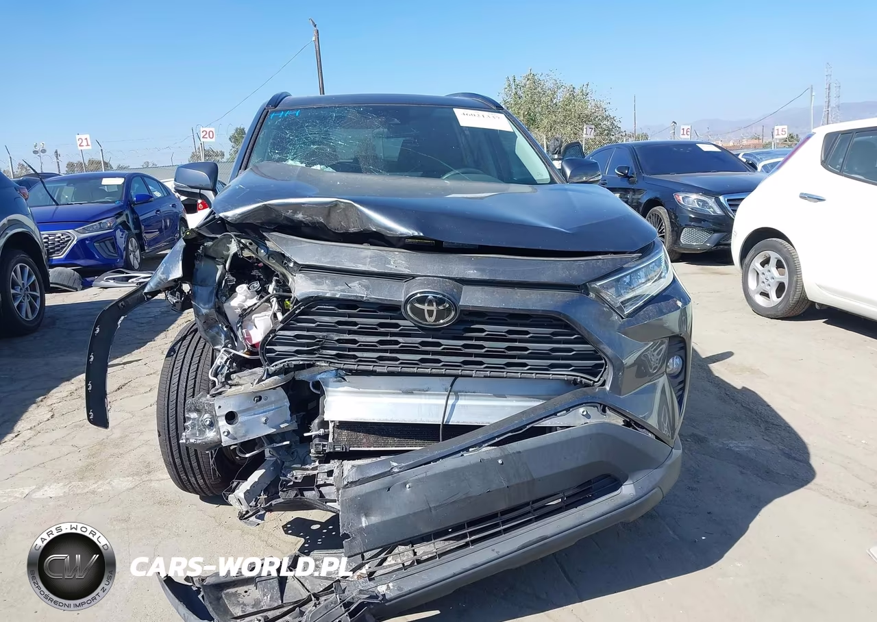 2021 Toyota Rav4 Xle VIN:2T3W1RFV1MC119161 - 12