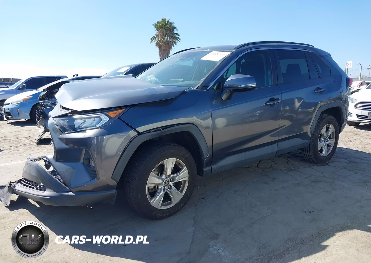 2021 Toyota Rav4 Xle VIN:2T3W1RFV1MC119161 - 2