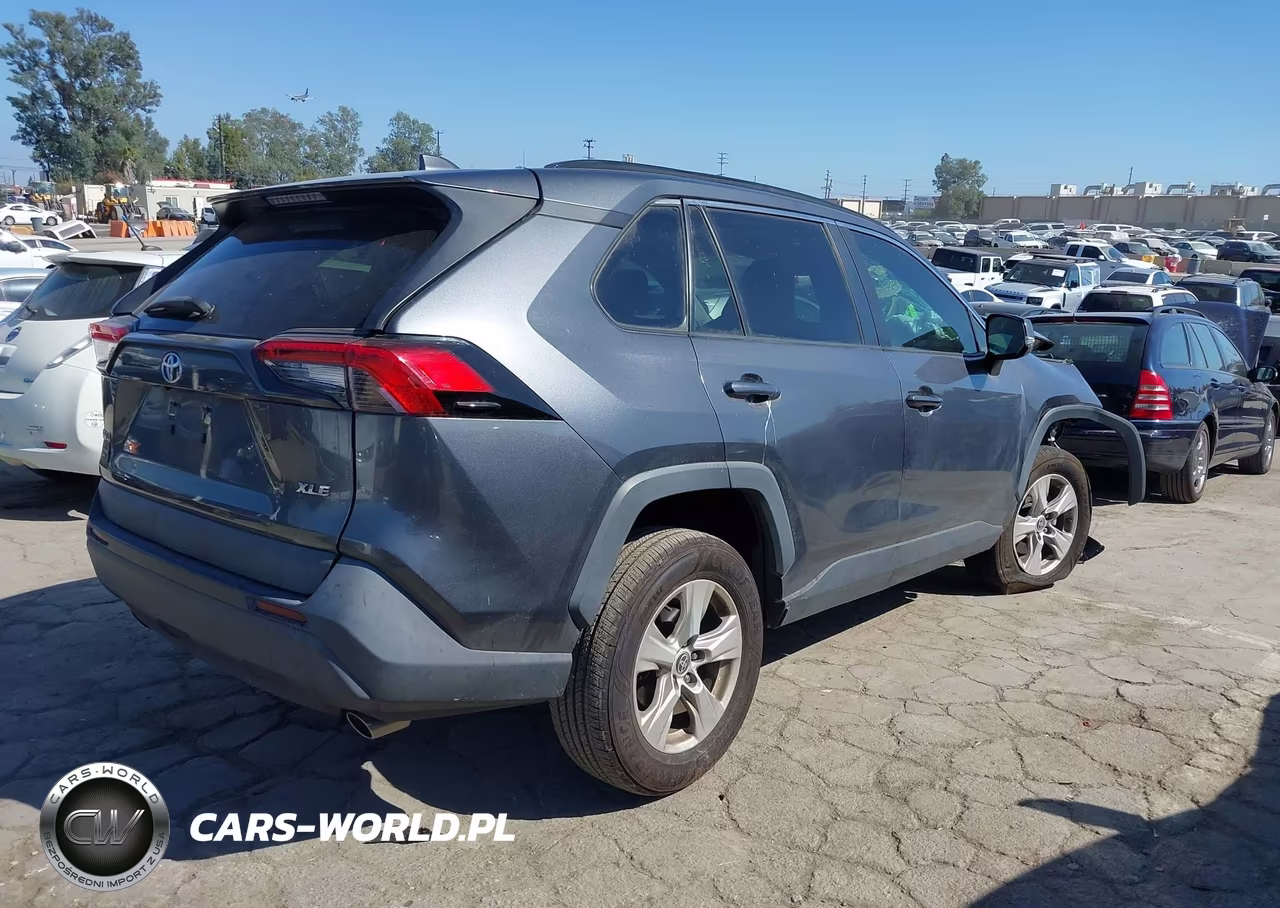2021 Toyota Rav4 Xle VIN:2T3W1RFV1MC119161 - 4