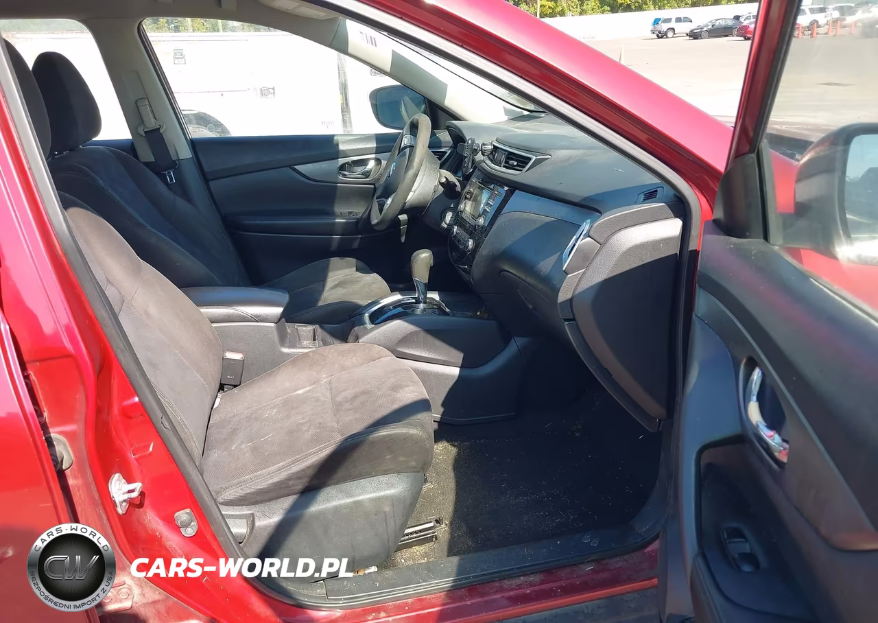 2015 Nissan Rogue S VIN:KNMAT2MV5FP527898 - 5