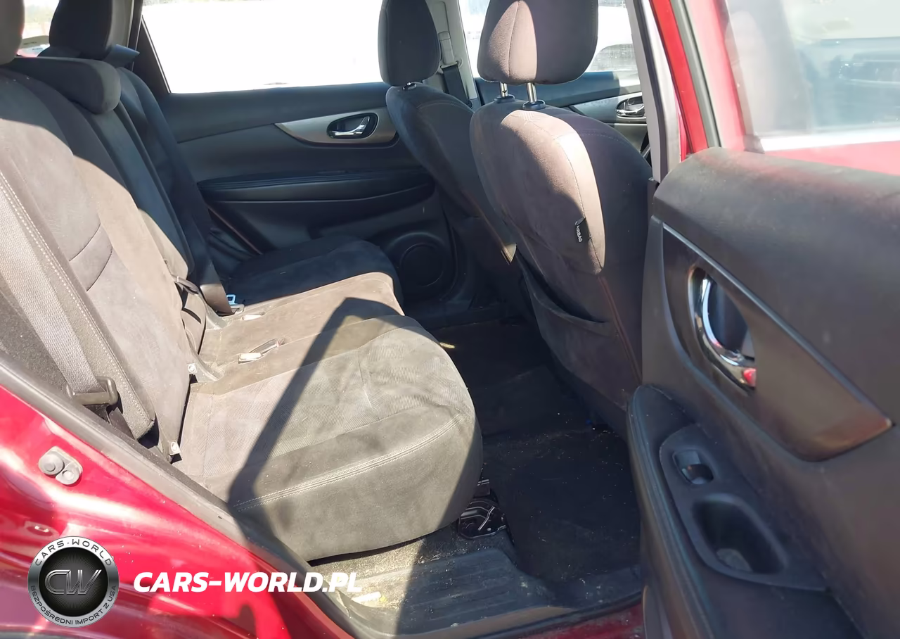 2015 Nissan Rogue S VIN:KNMAT2MV5FP527898 - 8