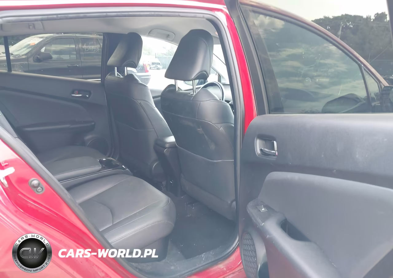 2017 Toyota Prius Prime Premium VIN:JTDKARFP2H3064761 - 8