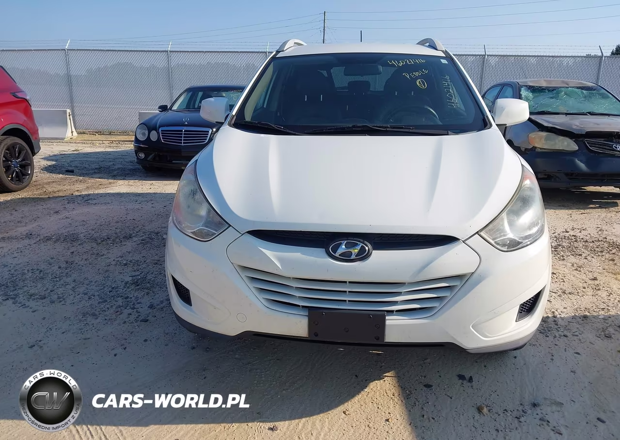 2010 Hyundai Tucson Gls-Limited VIN:KM8JU3ACXAU017932 - 6