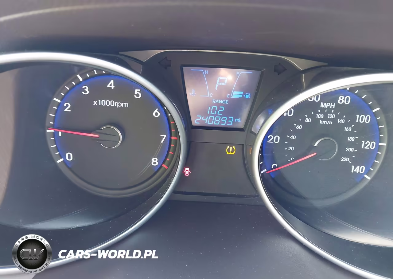 2010 Hyundai Tucson Gls-Limited VIN:KM8JU3ACXAU017932 - 7