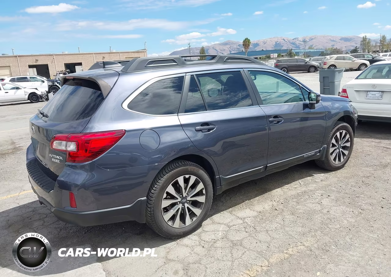 2016 Subaru Outback 2.5I Limited VIN:4S4BSALC2G3218282 - 4