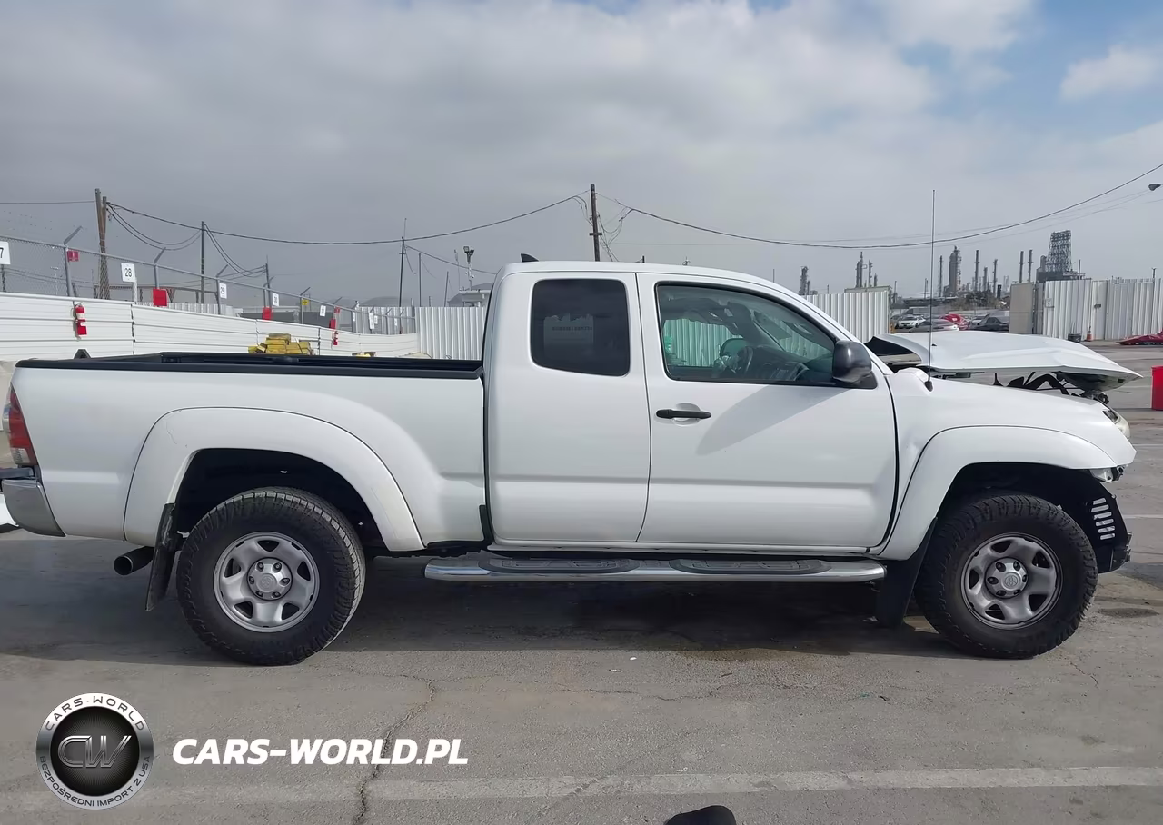 2015 Toyota Tacoma Prerunner VIN:5TFTX4GNXFX037672 - 14