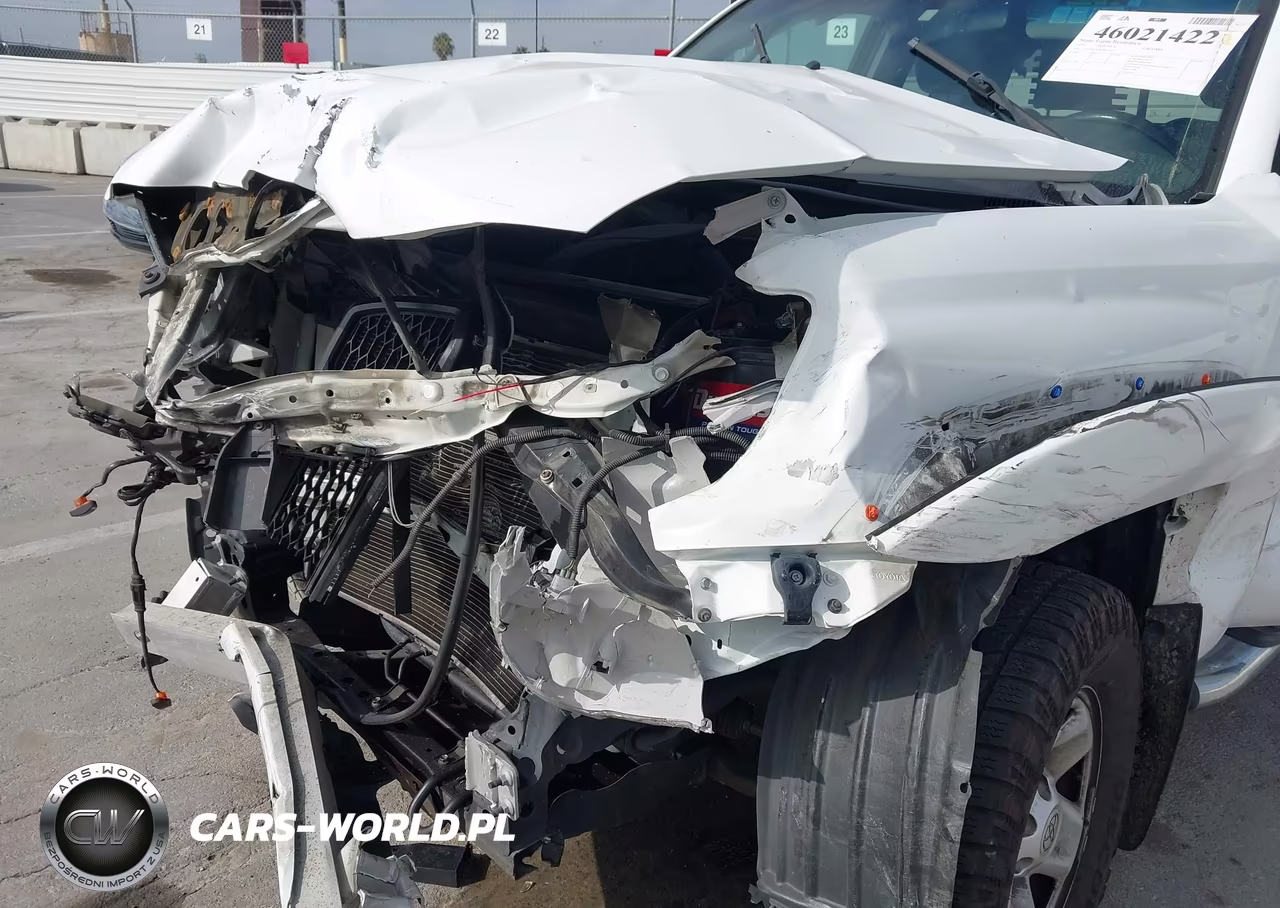 2015 Toyota Tacoma Prerunner VIN:5TFTX4GNXFX037672 - 6