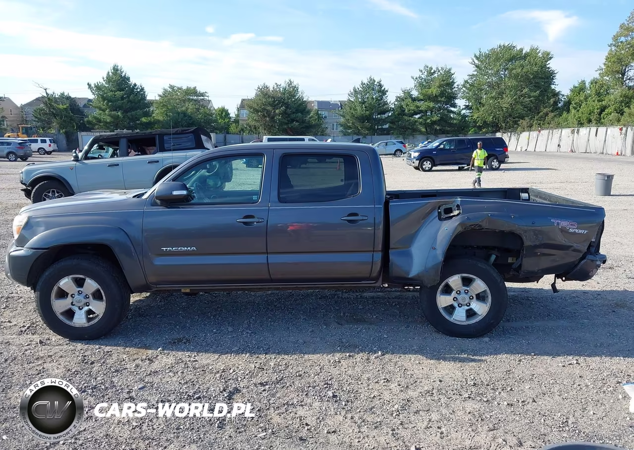 2012 Toyota Tacoma Base V6 VIN:5TFMU4FN3CX008363 - 14