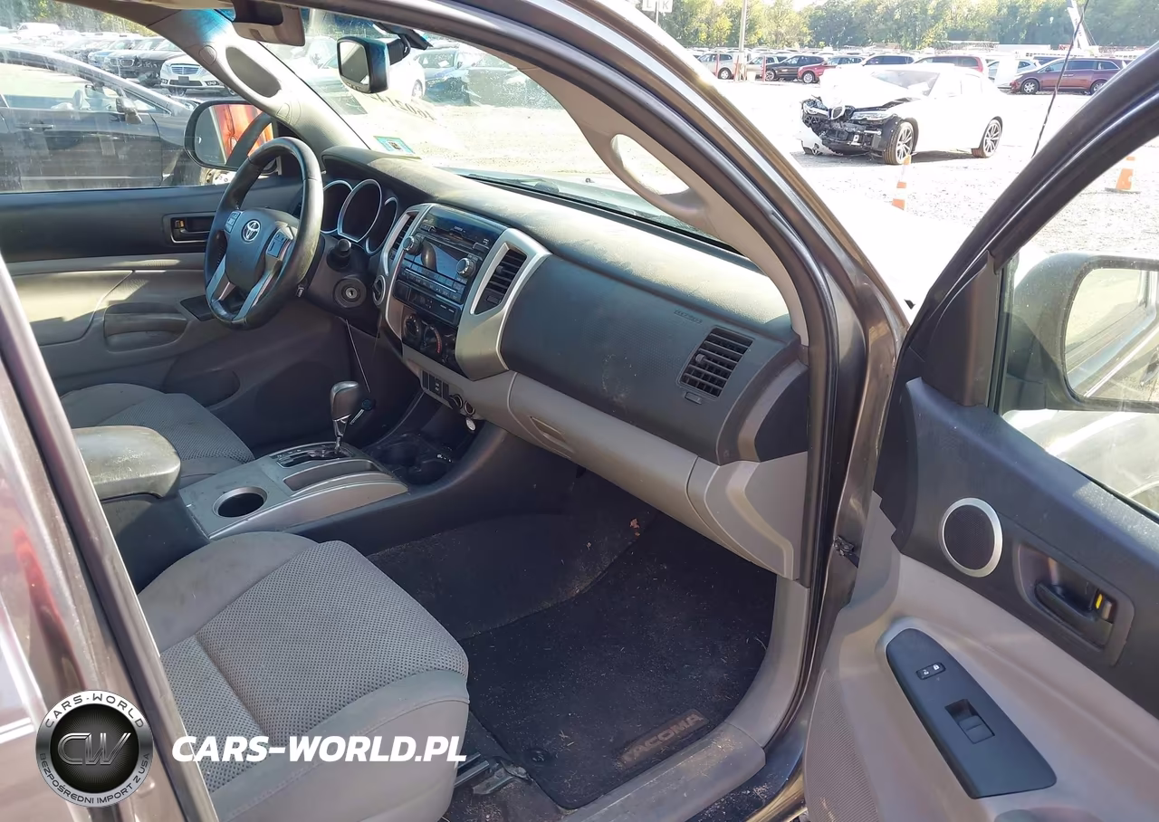 2012 Toyota Tacoma Base V6 VIN:5TFMU4FN3CX008363 - 5