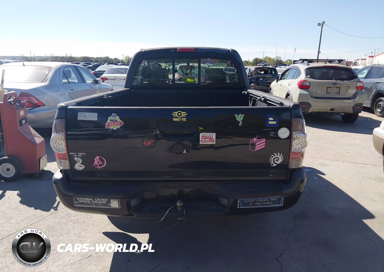 2010 Toyota Tacoma VIN:5TENX4CNXAZ705440 - 16