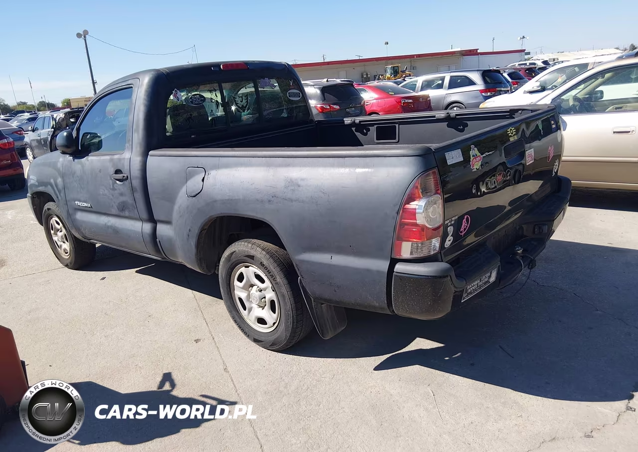 2010 Toyota Tacoma VIN:5TENX4CNXAZ705440 - 3