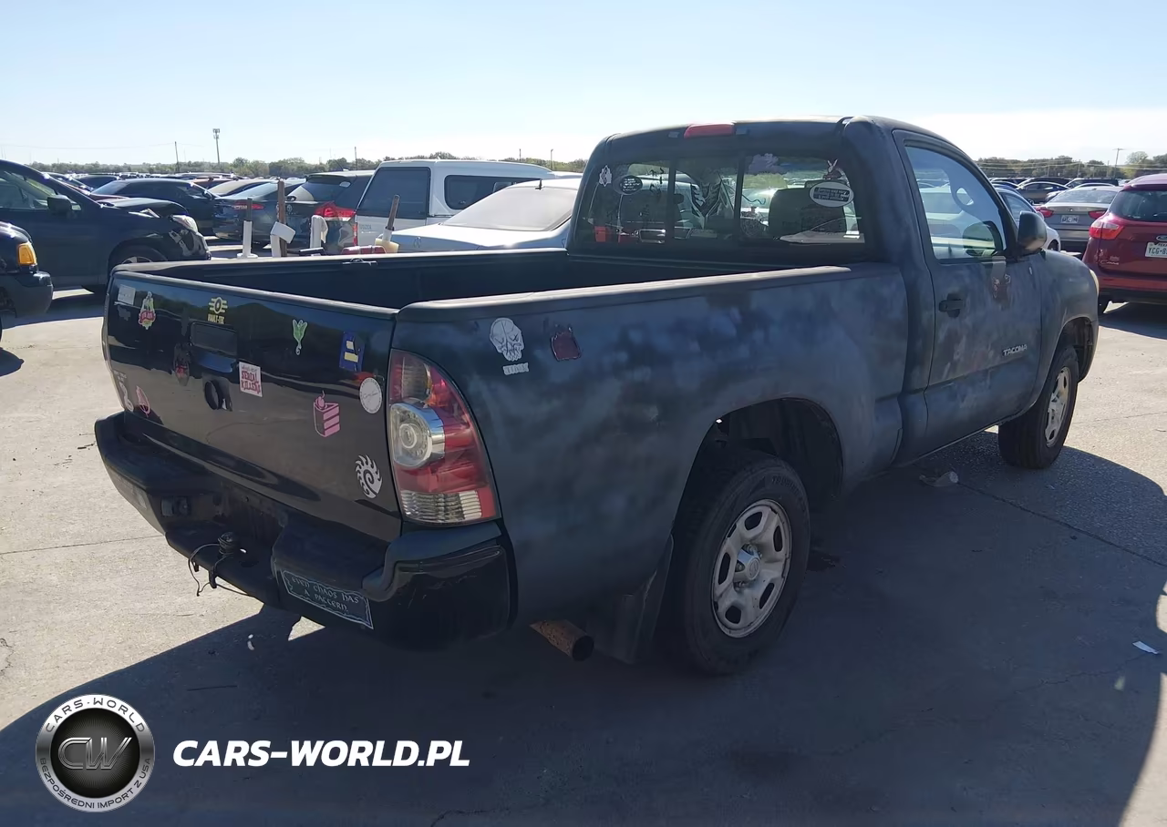 2010 Toyota Tacoma VIN:5TENX4CNXAZ705440 - 4